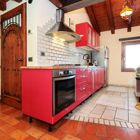 Holiday home Mira! Casa Indipendente Sul Naviglio Del Brenta - Free Park
